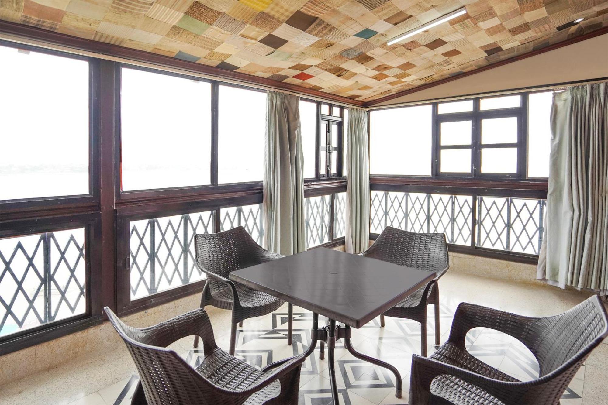 Palette Heritage Scindia Ghat バラナシ エクステリア 写真
